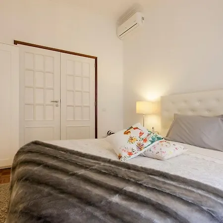 Ginjinha House - 4 - Bairro Alto - With Ac! Lizbona